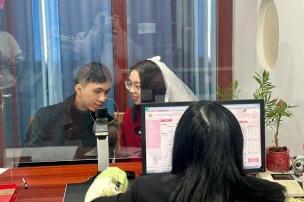 2021年4月领结婚证的日子 2021年4月领结婚证的日子