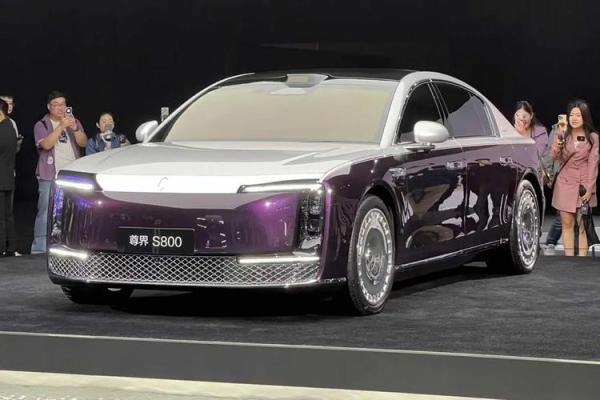 2025年的汽车 2025年的汽车