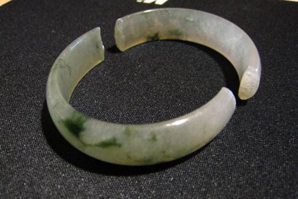 梦见砍人出血是什么预兆解梦 梦见砍人出血是什么预兆解梦